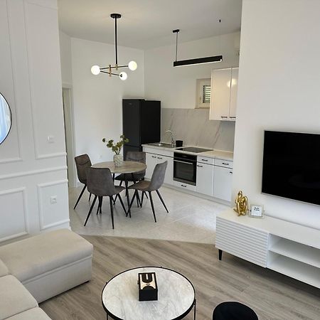 Deluxe Apartments Kate Makarska Eksteriør bilde