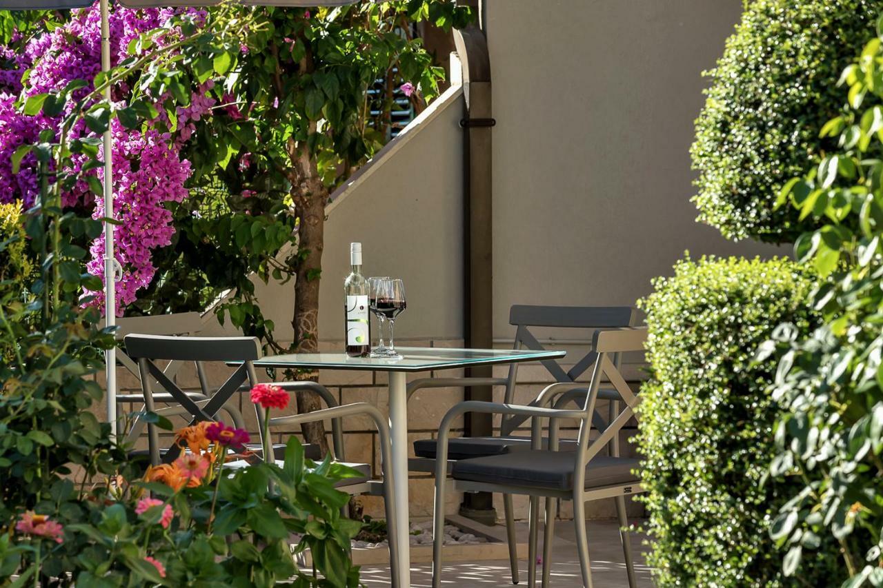 Deluxe Apartments Kate Makarska Eksteriør bilde