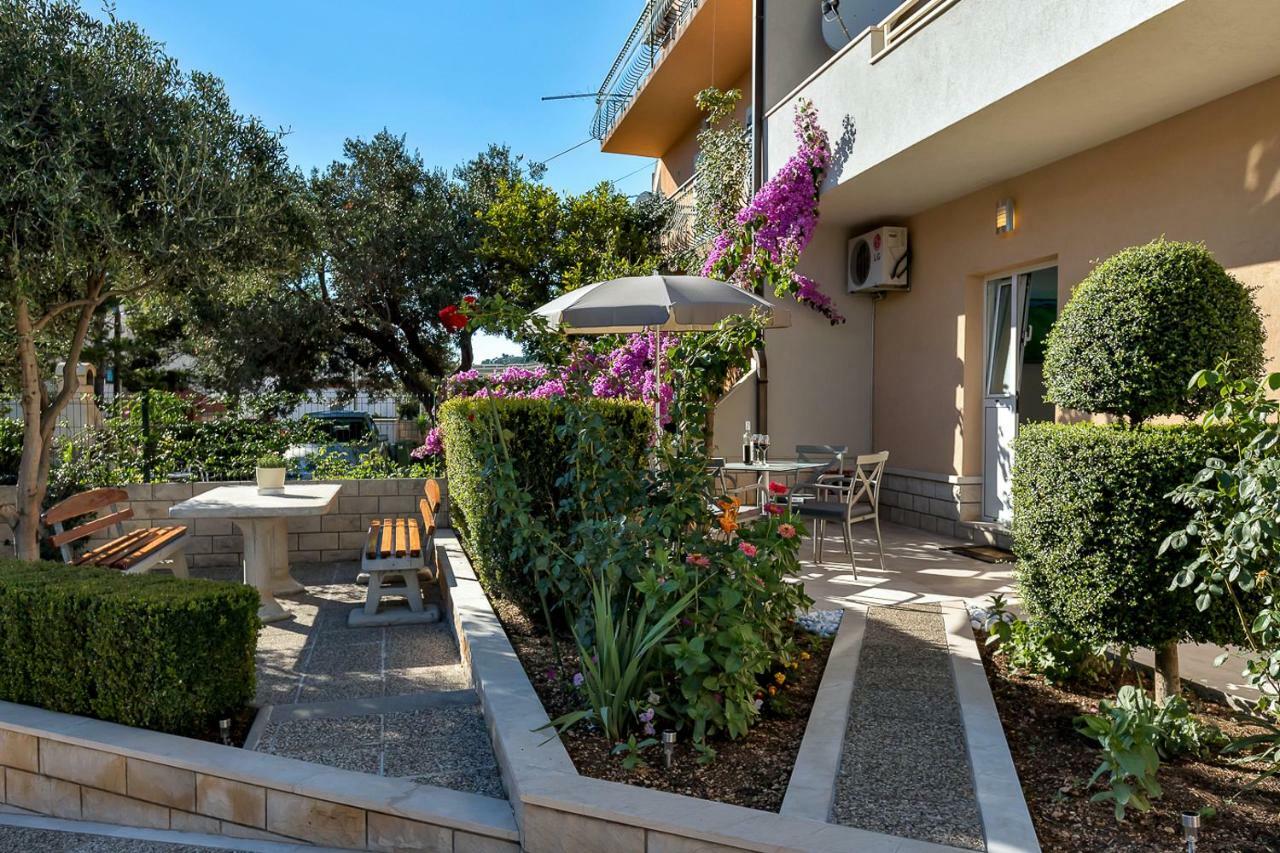 Deluxe Apartments Kate Makarska Eksteriør bilde
