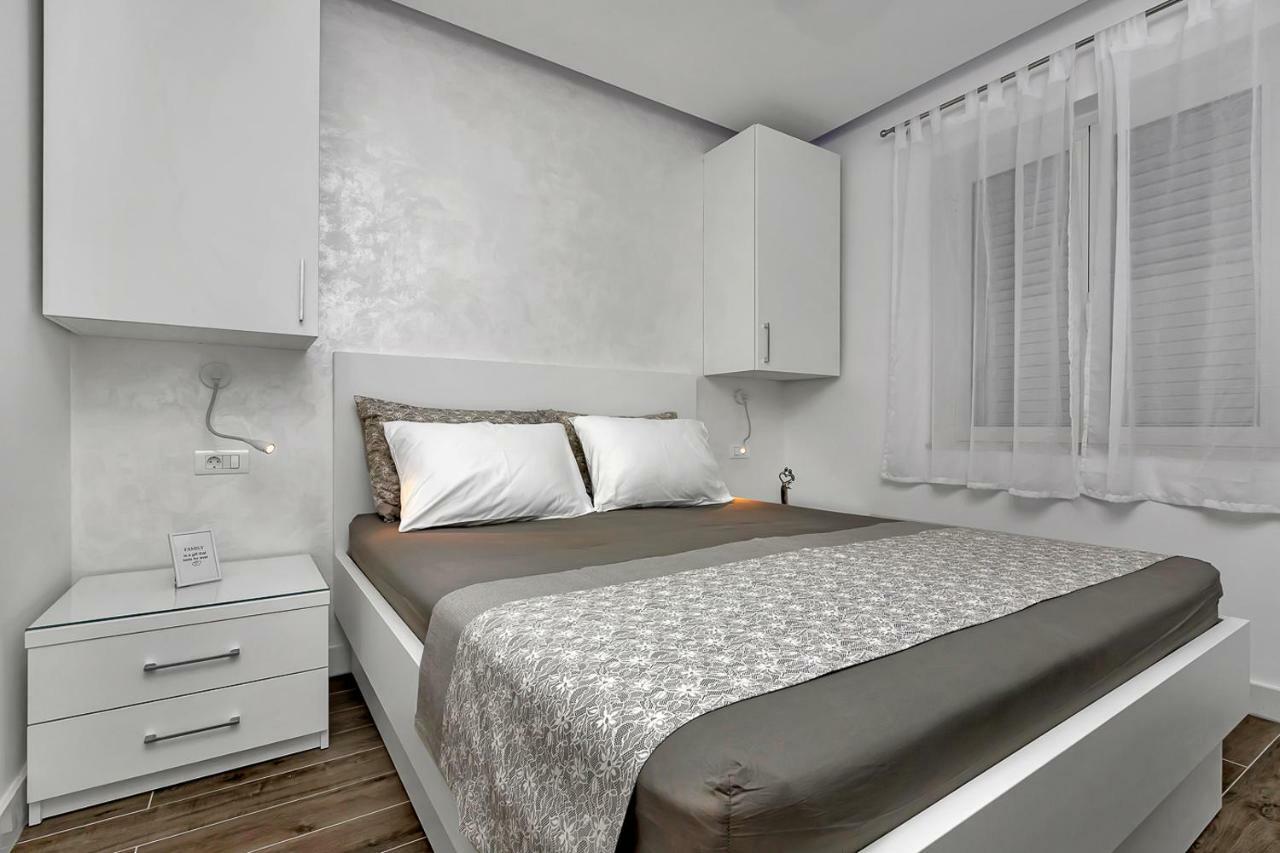 Deluxe Apartments Kate Makarska Eksteriør bilde